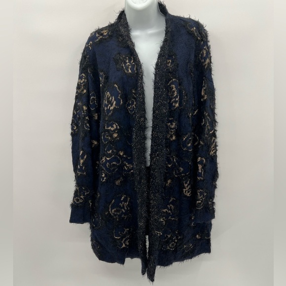 Lane Bryant Leaf Print Sweater – Size 22/24 - Picture 3 of 6